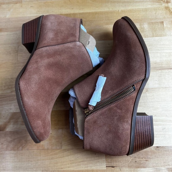 Vionic Ankle Boots Shyanne Suede Toffee Brown Side Zip Block Heel Size 10 - Picture 7 of 12